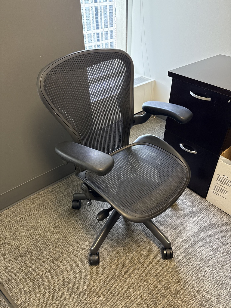 TASK CHAIR***