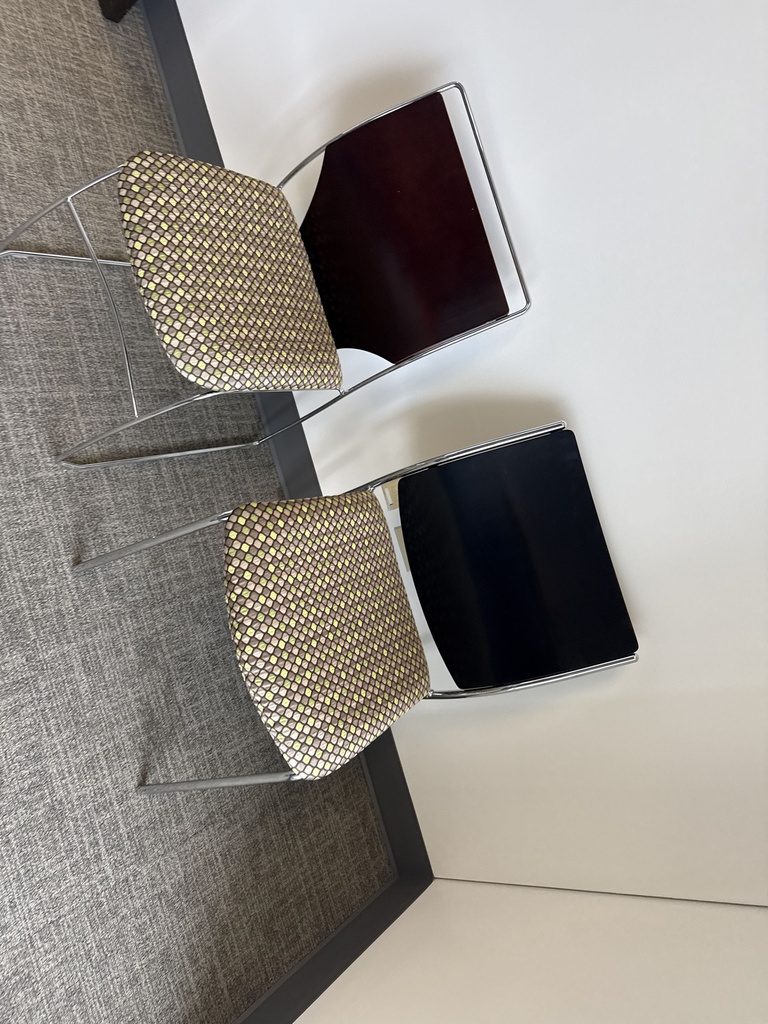 GUEST CHAIRS