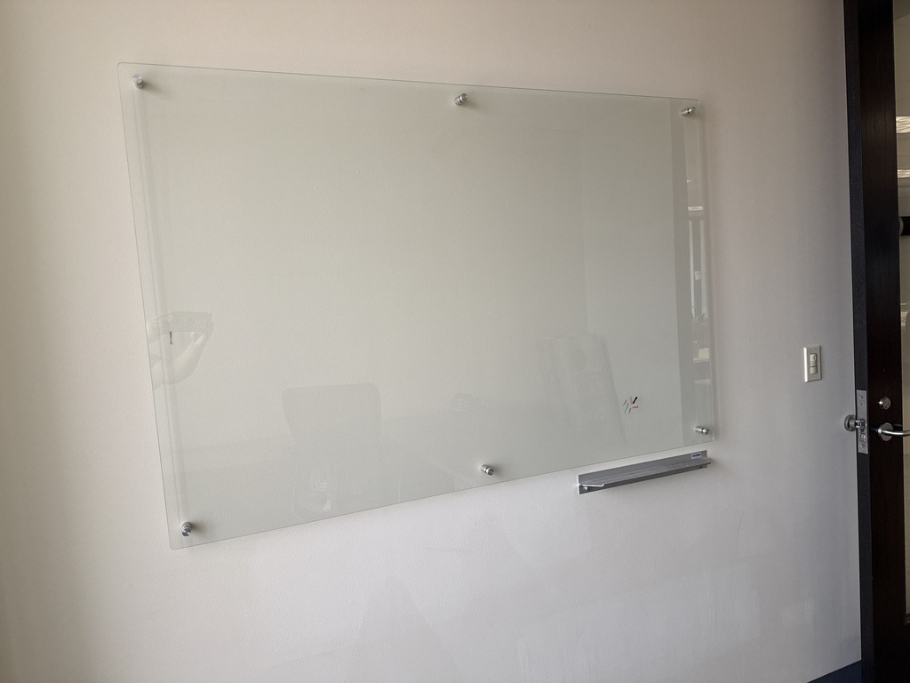 59X39 CLEAR BOARD