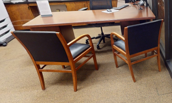 Guest chair