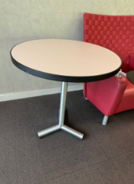 ROUND TABLE