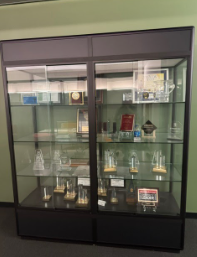 GLASS CASE
