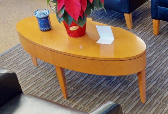 Oval coffee table