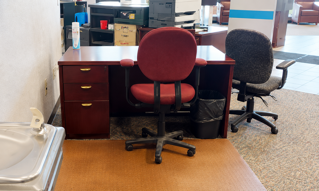 Desk - Wood with Ped