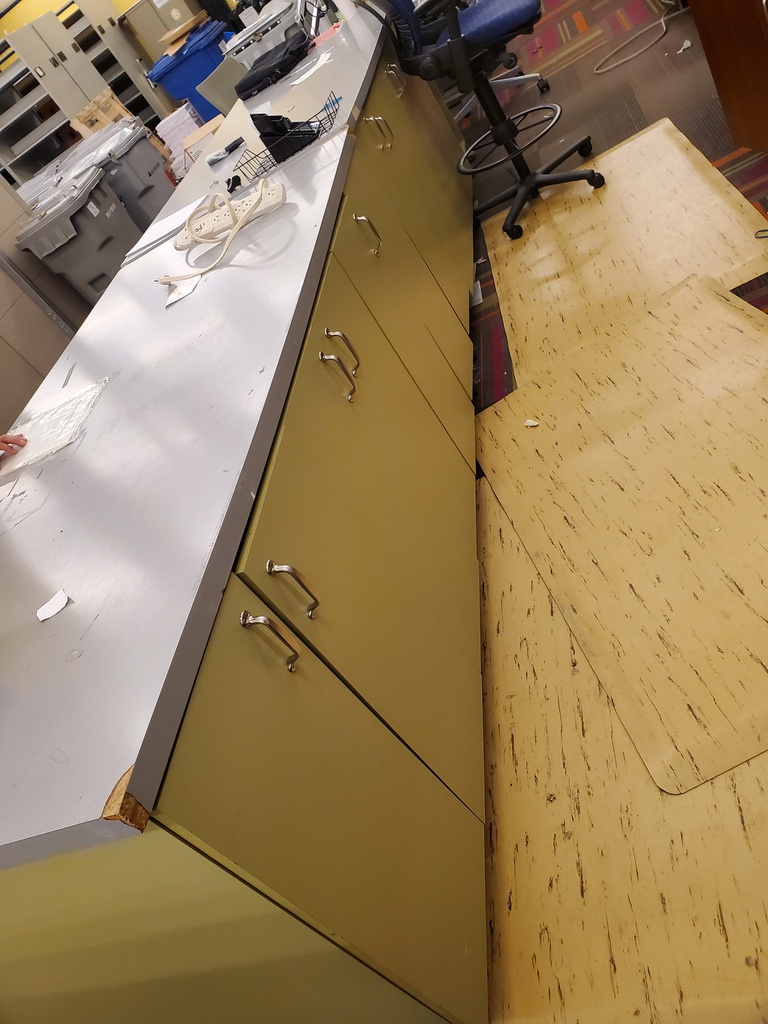 Millwork islands (5' x 4')
