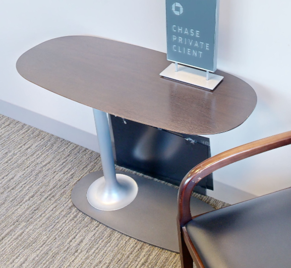 Oval side laptop table