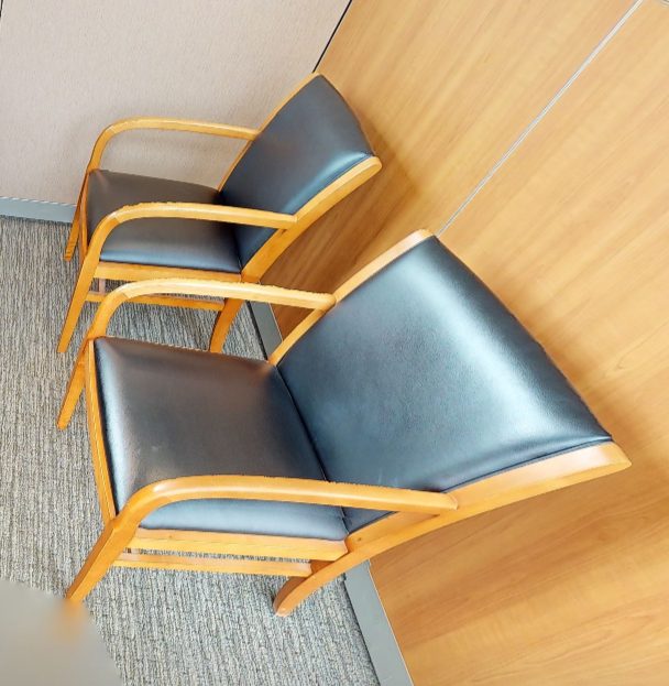 Black guest chair