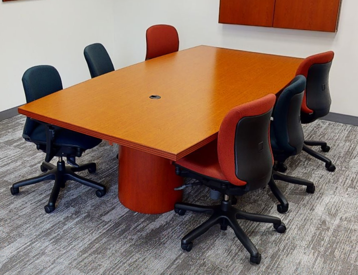 Meduim conference table, wood