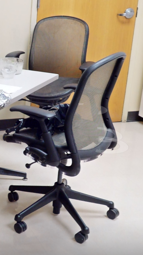 Task chair w/arms