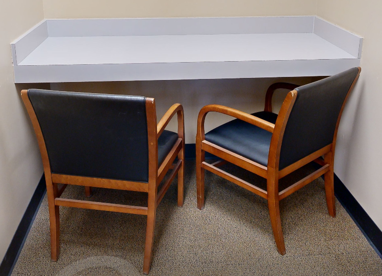 Black guest chair