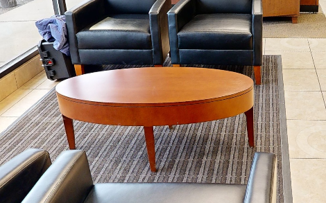Oval coffee table