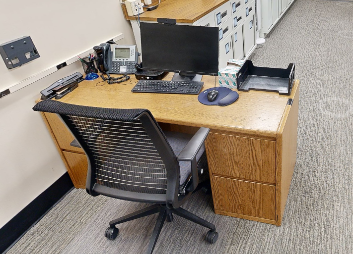 Classic desk