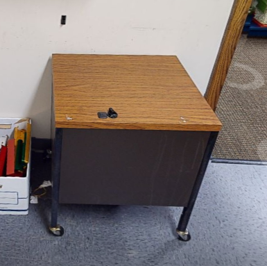 Mobile table
