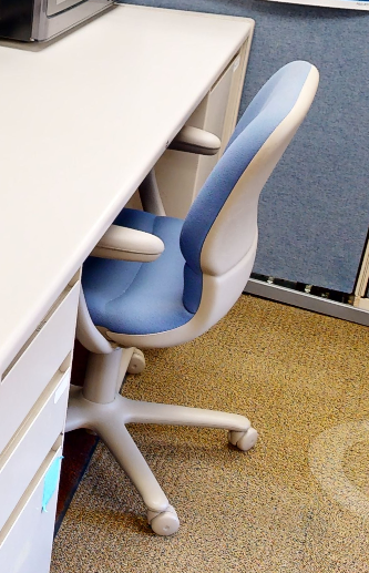 Blue task chair w/arms