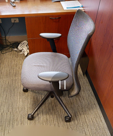 Task chair with arms