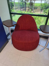 RED LOUNGE CHAIR W SIDE TABLE