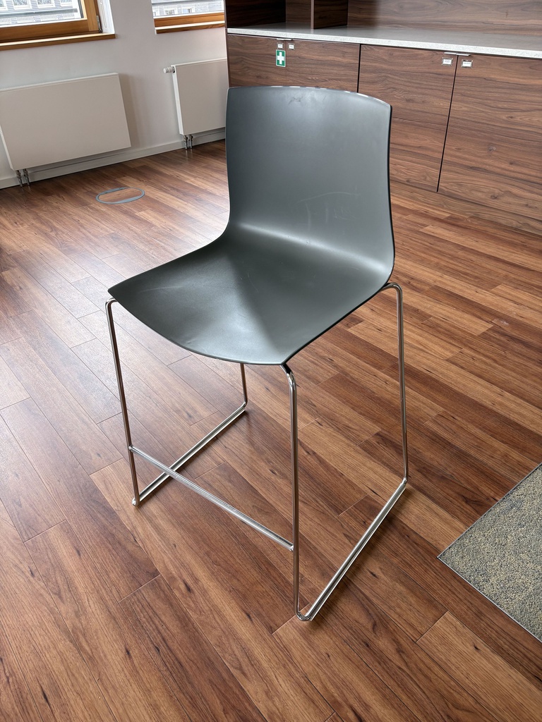 Arper Catifa Counter Stool Grey