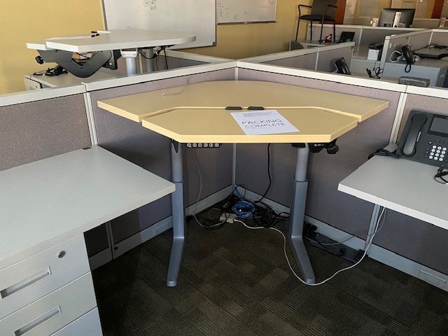 Maple Ergo Corner Desk