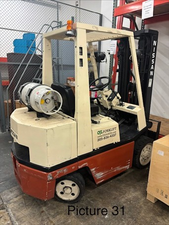 nissan fork lift