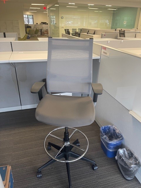 Sit On It Task Stool, Grey