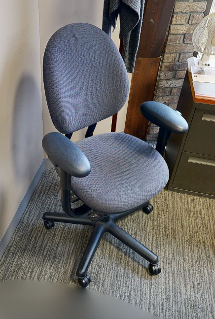 Blue task chair with arms