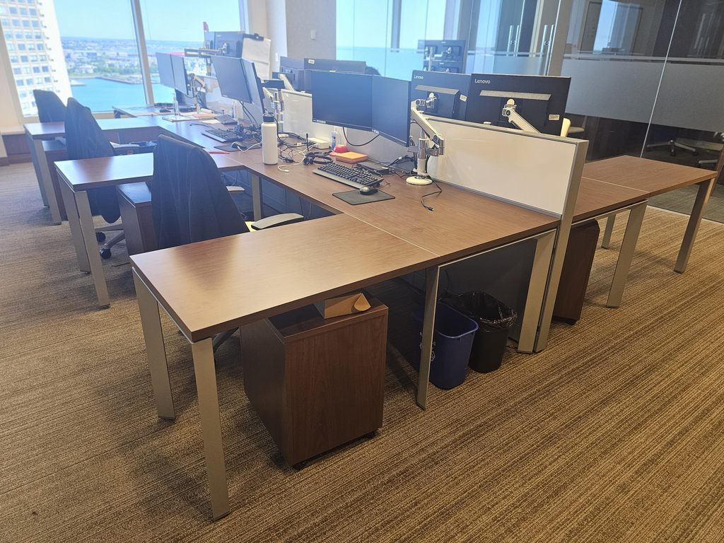Workstation system (6-pack)