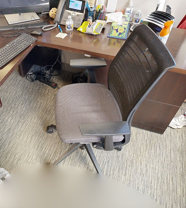 Task chair, with arms