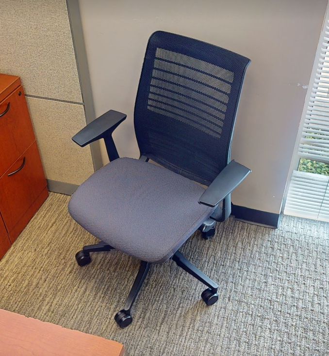 Task chair, with arms