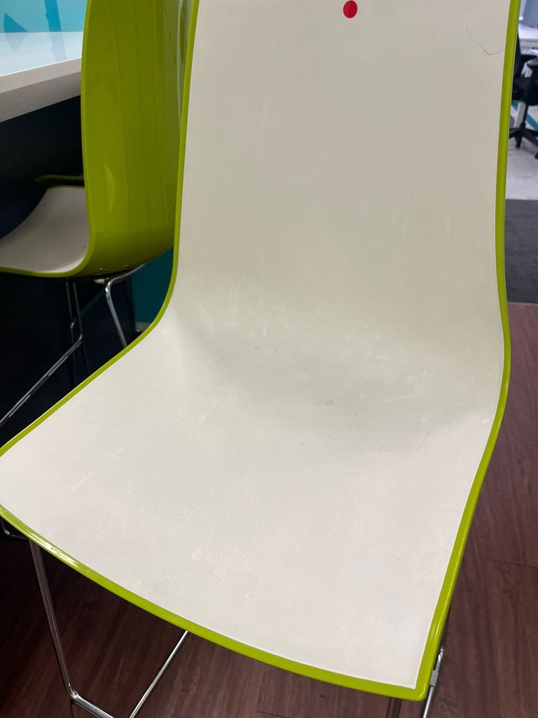 Pedrali High Stool
Plastic seat and back shell
Front colour: White
Back colour: Light green