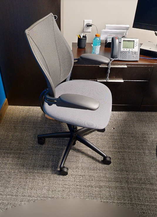 Task chair, with arms
