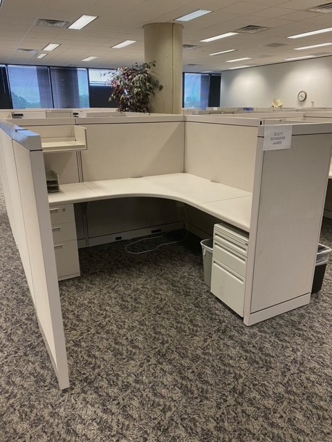 Steelcase Avenir Workstation