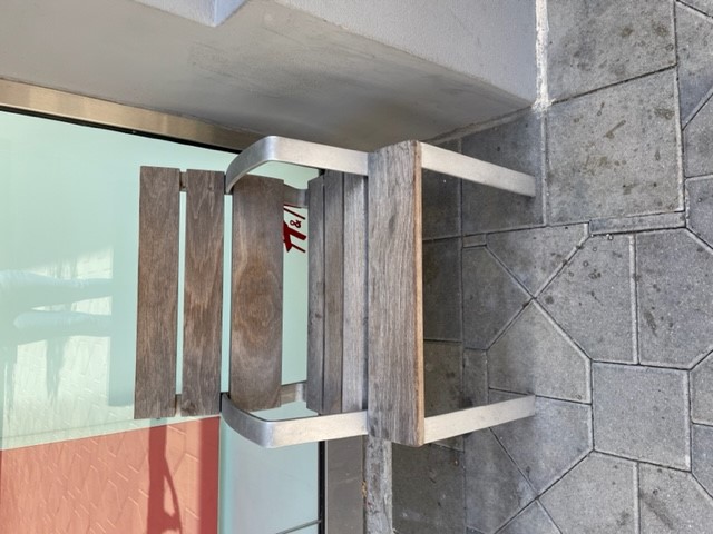 Chairs approx. 24 in x 21 in x 30 in high