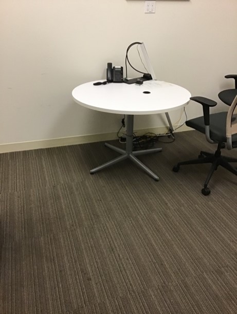 White Round Table (32”W x 29”H)