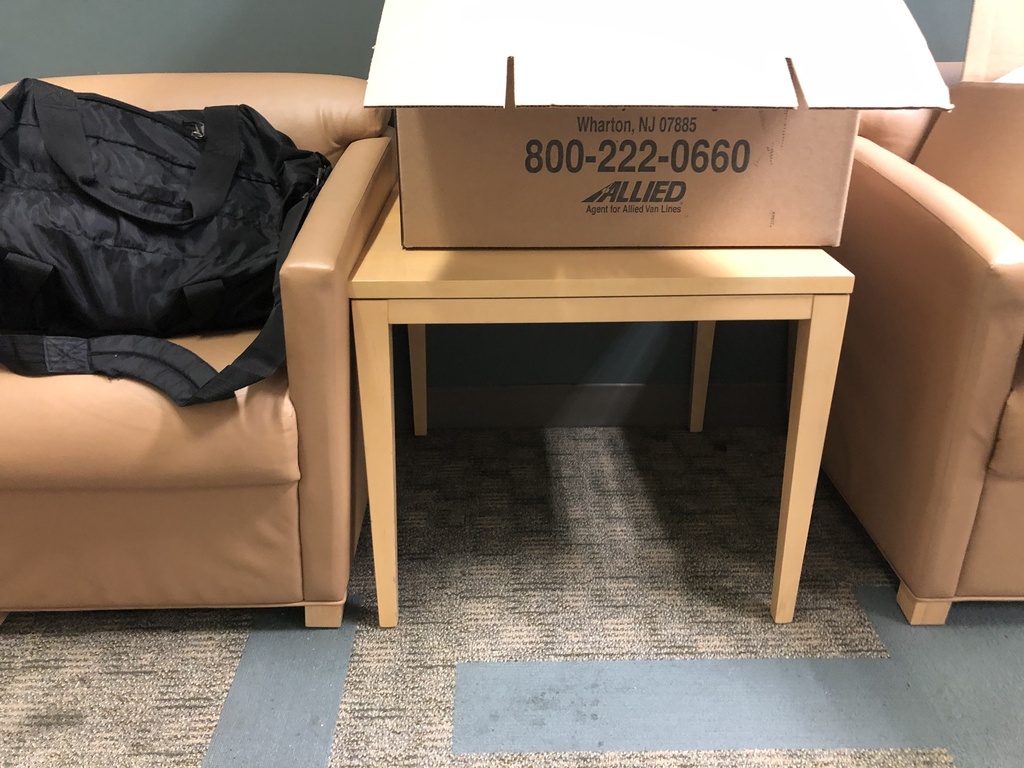 Small End Table (2'x2')