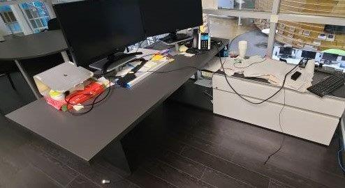 Ikea L-shaped desk - Black