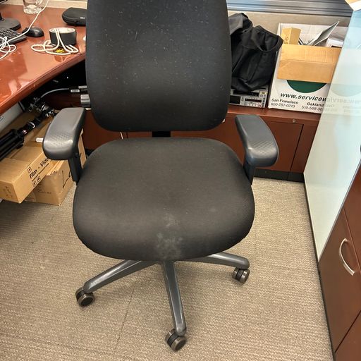 Task chair