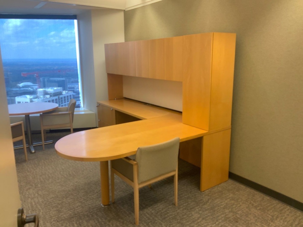 Executive "L" Group - Bullet Top Desk w/ Freestanding Hutch, Tackboards, Task light, Surface Storage Tower Desk, Center Drawer, Return Surface w/ Double Lateral File &amp; BBF, Right Hand - Light Maple