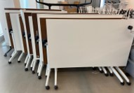 Flip Top Table/
Mesa con tapa abatible