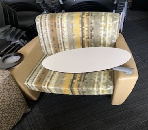 Patterned Lounge Chair (25th floor) 