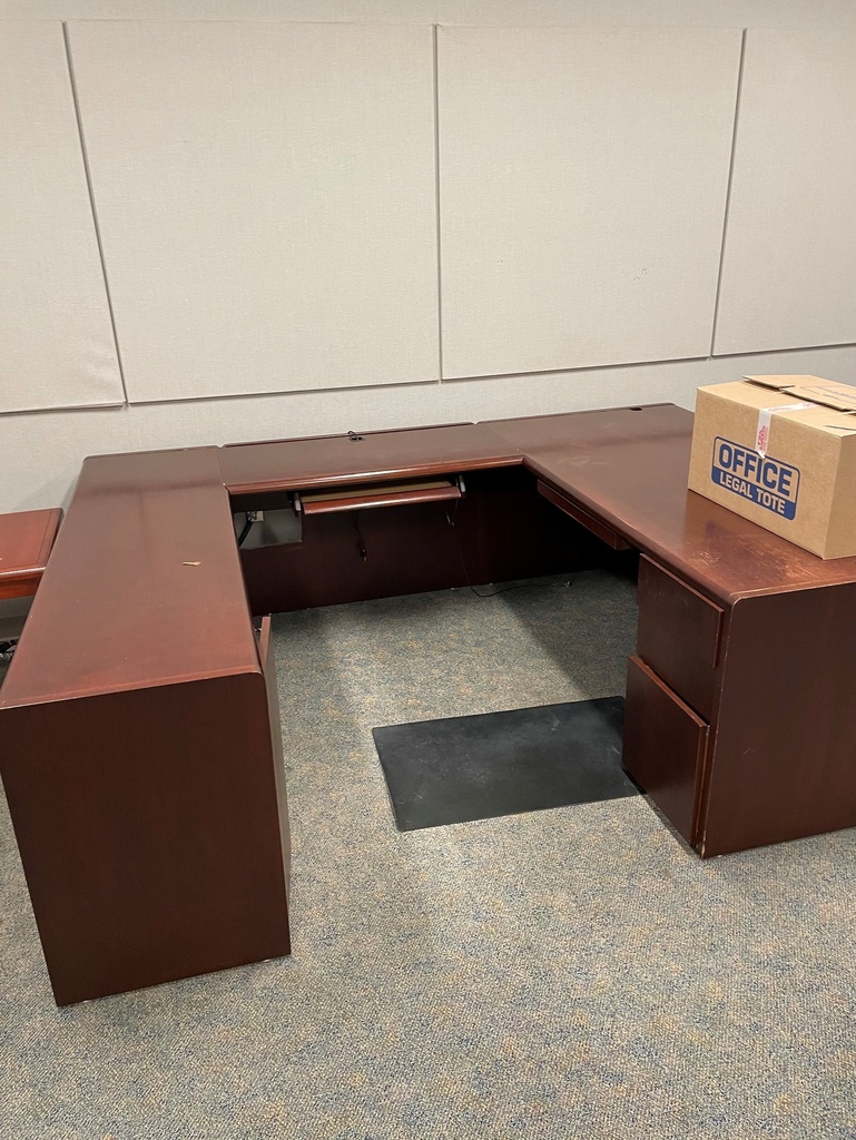 U Shaped Desk With Peds - Dark Cherry