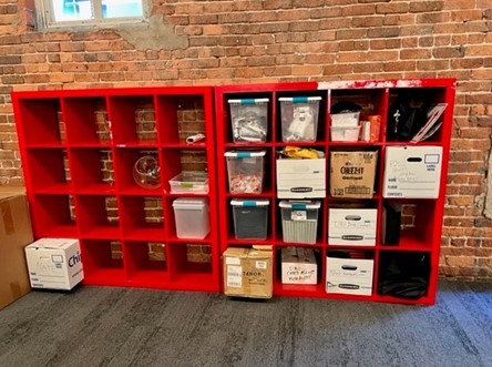 bookshelves - cube, red