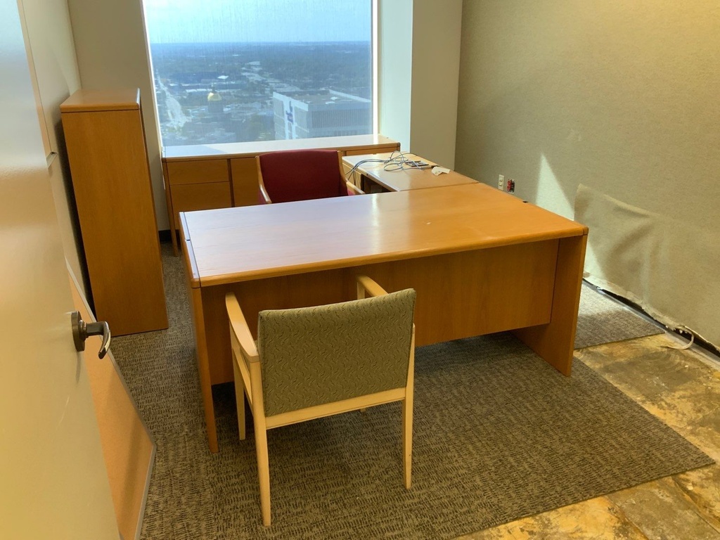 "L" Group Right - 36x66 Single Pedestal Desk w/ Box File Pedestal Left, Right Return w/ 20x42 BF Right - -Way Radius Edge Detail - Oak