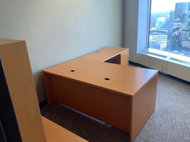 "L" Group / Right Hand - 36x66 Desk w/ BBF Pedestal, 24x48 Return w/ FF Pedestal