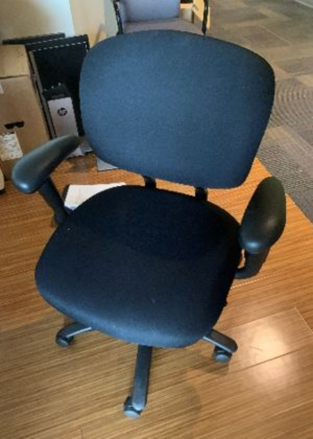 Task Chair with Arms, black