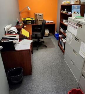 Office suite, with right hand return