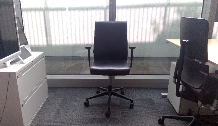 TASK CHAIR