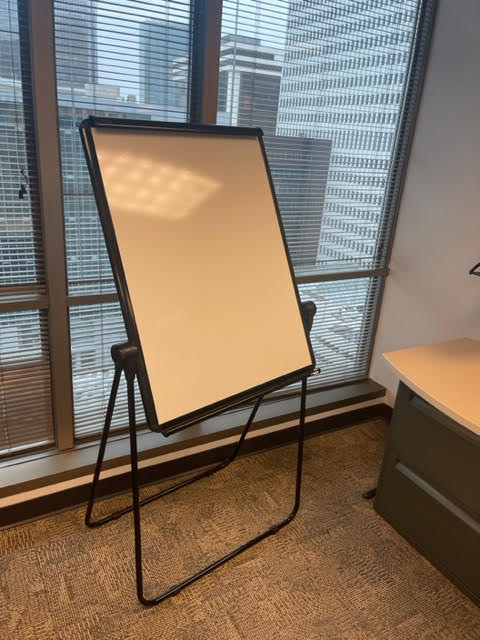 EASEL - WHITEBOARD