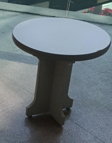 Round side table | Mesa auxiliar redonda