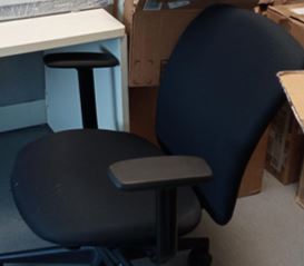 Task chair, black, adjustable | Silla operativa, negra, regulable