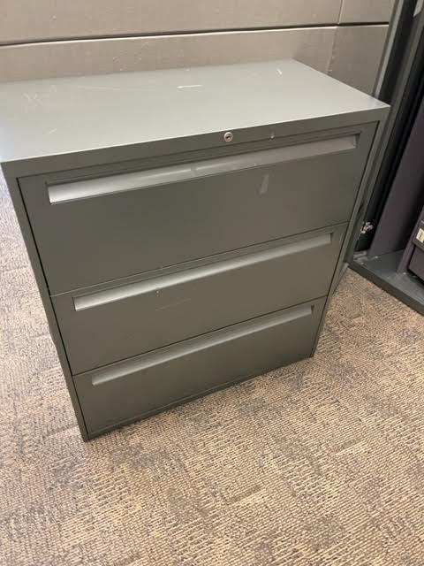 GREEN 3 DRAWER FILE 